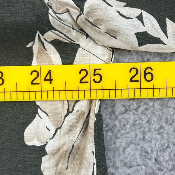 Chaps Ralph Lauren Button Down Shirt Men's L Green Cream Leaf Safari NWT - Picture 8 of 10